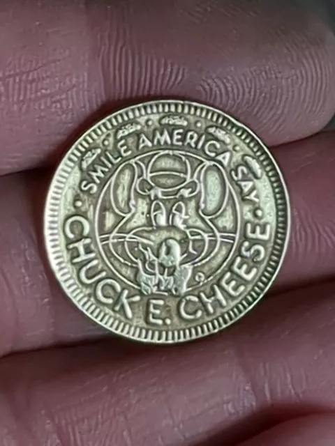 World Token Chucke E Cheese 25 Cents 1983