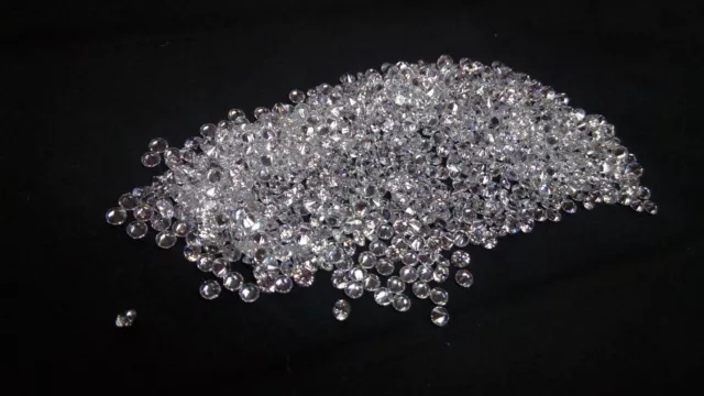 1.5mm White Cubic Zirconia Round Cut Loose Gemstone AAAAA lot of 100 stones