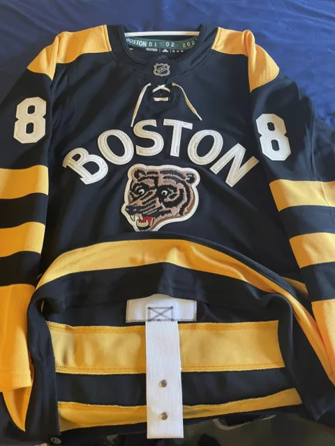 PASTRNAK BOSTON BRUINS AUTHENTIC 2023 NHL WINTER CLASSIC ADIDAS JERSEY