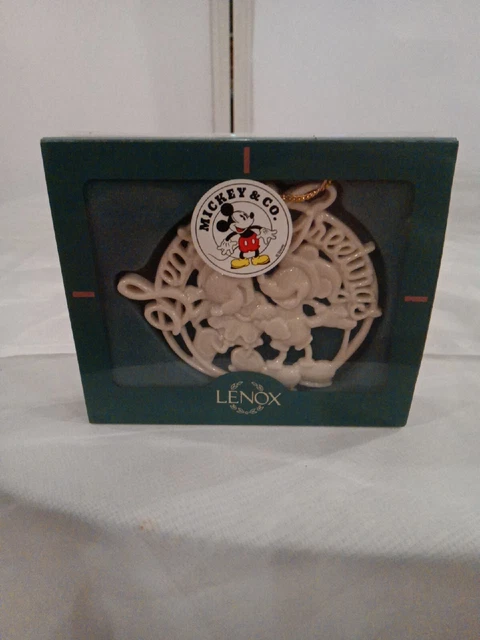 Lenox Disney Mickey Mouse & Minnie Season's Greetings Porcelain Ornament Skating