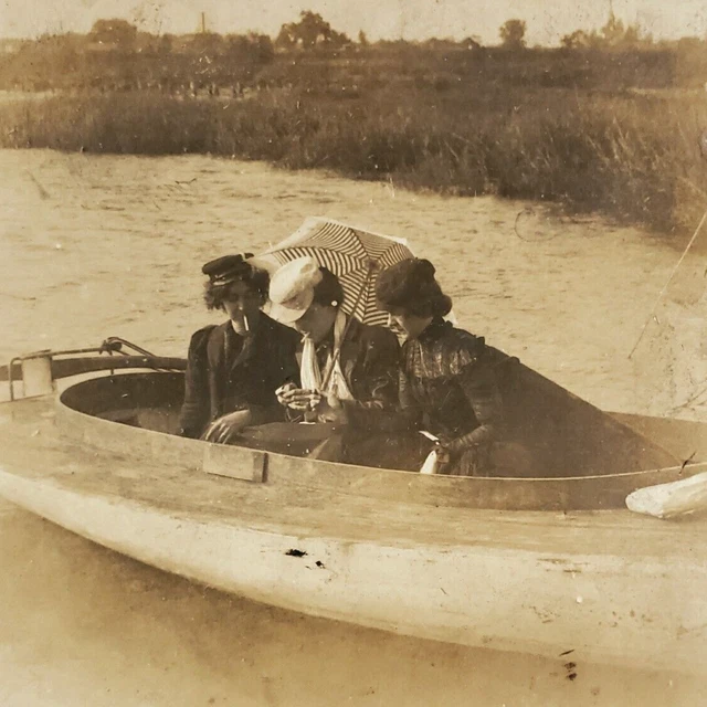 Sailor Girls Smoking Drinking Stereoview c1905 Boat Women Ladies Card Art C1586