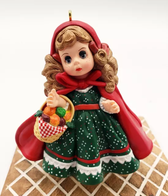 MADAME ALEXANDER LITTLE RED RIDING HOOD 1991 Hallmark Christmas
