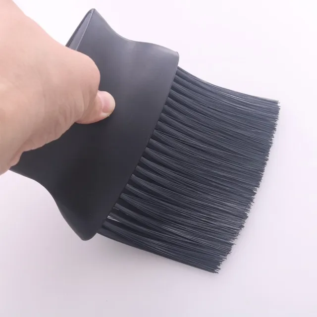 Maintain the Beauty of Your Musical Instrument with this Cleaning Brush