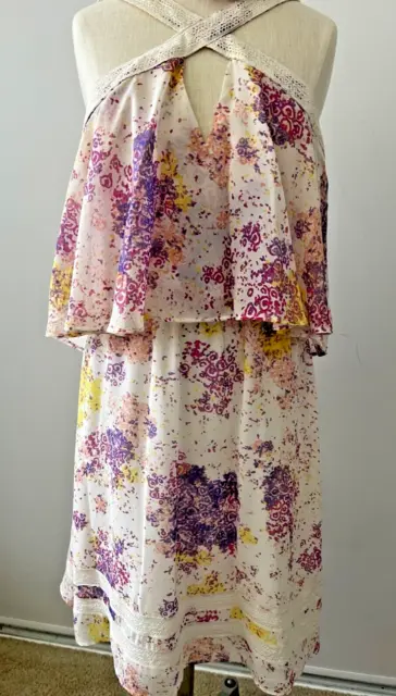 Guess Women Halter Tiered keyhole Dress Floral size 4 Lace trim