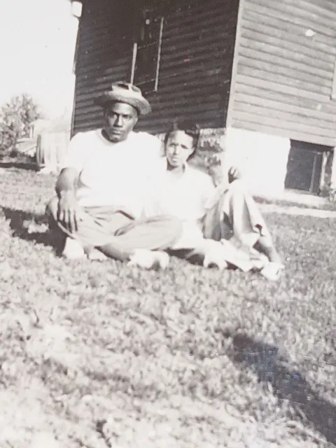 Vintage c.1930s Snapshot PHOTO Young AFRICAN AMERICAN Black Couple MAN & WOMAN