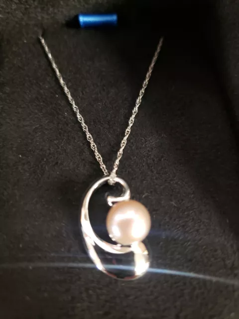 Sterling Silver 7-7.5mm Pink Freshwater Cultured Pearl Swirl Pendant Necklace