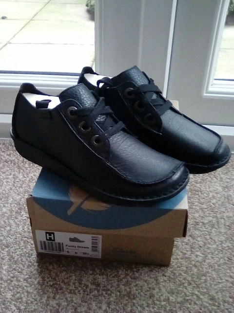 LADIES CLARKS FUNNY Dream Black Leather Shoes size 6 BRAND NEW