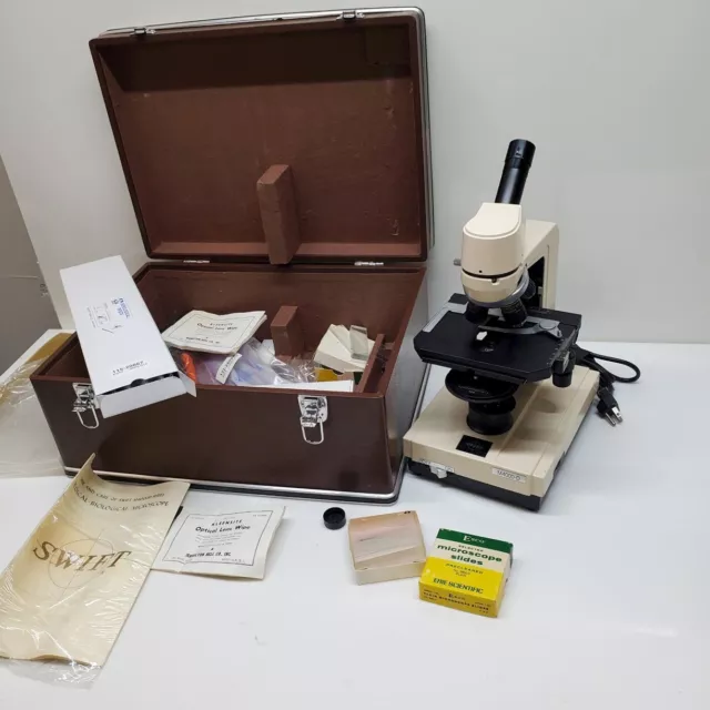 VTG. Swift M4000D Series Microscope W/Hard Case & Accessories Untested P/R