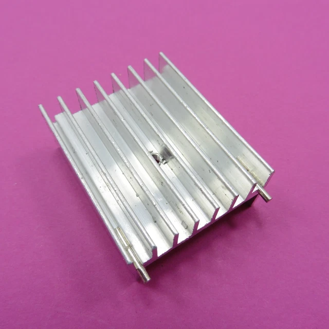 SMALL HEAT SINK Aluminum Radiator TO-220 Cooling IC Chip 32mm x 40mm x ...
