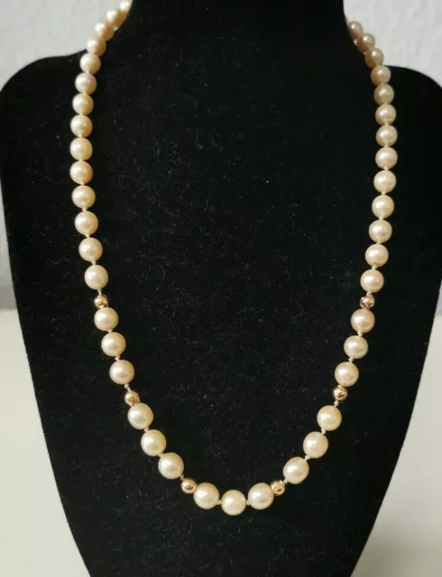 Perlenkette mit 6 Goldkugeln (333 er) und 585 Gelbgold Verschluss Halskette 3