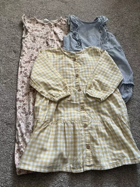 baby girls size 18-24 months H&M dress & Romper suit bundle