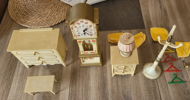 Mobilier De Poupée Ancien – Rotin Et Bambou (occasion)