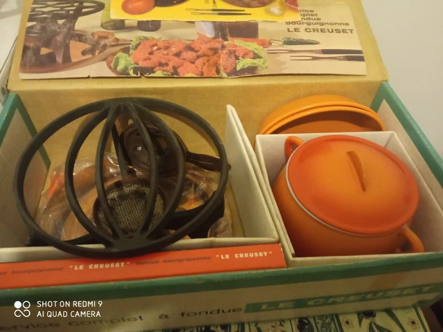 Service à Fondue Cousances Le Creuset En Fonte émaillée, Authentique, état Comme Neuf