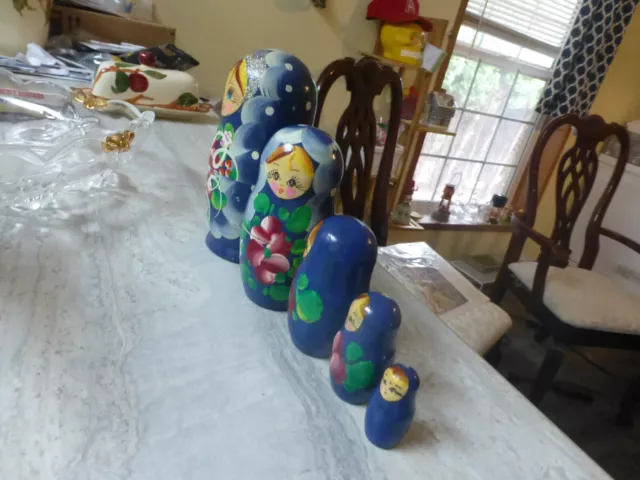 Vintage Matryoshka Russian Nesting Dolls Hand Painted 5 Piece