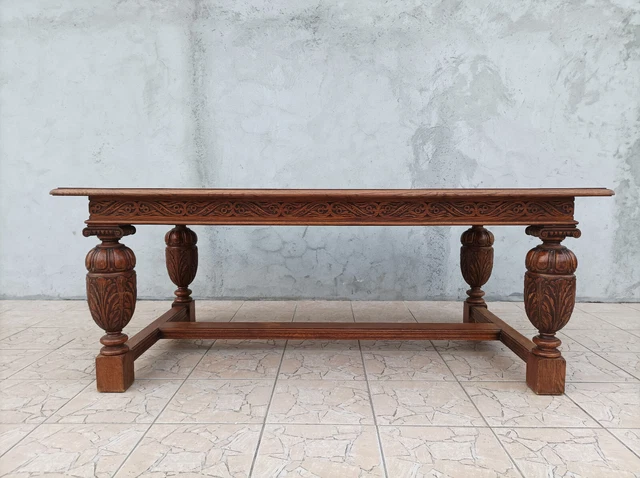 Mesa Estilo Renacimiento de Roble