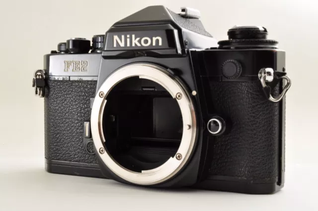 Nikon FE2 Corps Noir 35 mm SLR Film Camera Manuel 83HA Du Japon #2144666