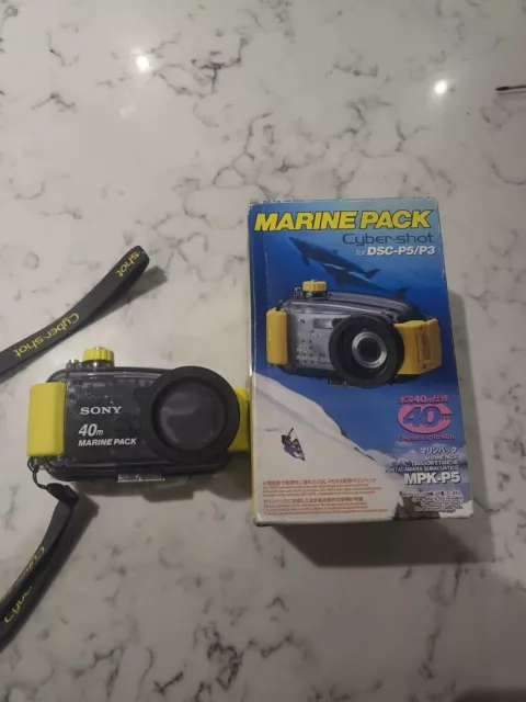 Sony Marine Pack MPK-P5 for Cybershot DSC P5 /P3 Underwater Housing 40m depth