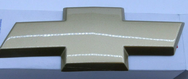 GM Genuine Grille Badge For Holden Commodore VE S1 – 92205700, New (Fits Pontiac)