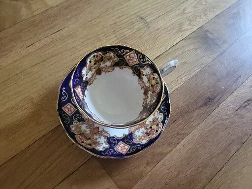 Vintage Royal Albert England Bone China Tea Cup Set