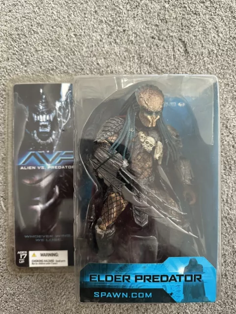 2004 AVP Movie Alien vs Predator Elder Predator Figure 8 in McFarlane Toys RARE!