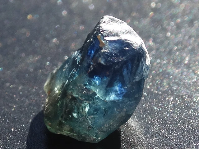 Opal, White Opal, Natural Crystal, Australian Rough 18.47 Ct Opal.