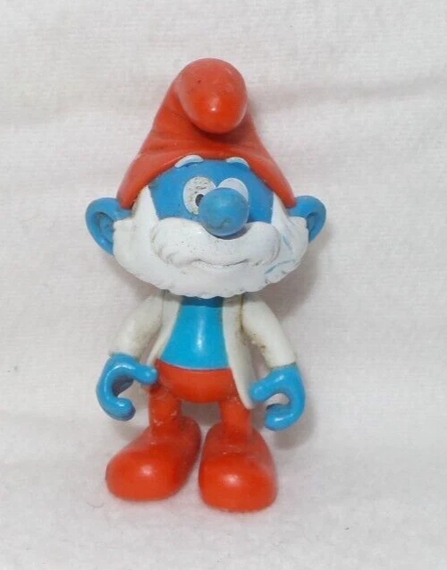 Figurine Articulée Schtroumpf Jouant Au Basket - Hauteur 6 Cm, Occasion, Pour Collection Ou Décoration