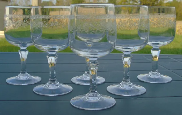 Service de 6 verres à vin blanc en cristal d'Arques, modèle Matignon