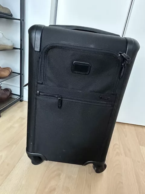 tumi alpha 2 carry on International