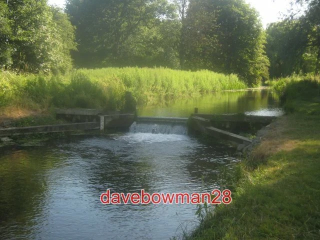 Photo  Weir Near Wickhambreaux  This Weir Is On The Long River Little Stour Flow
