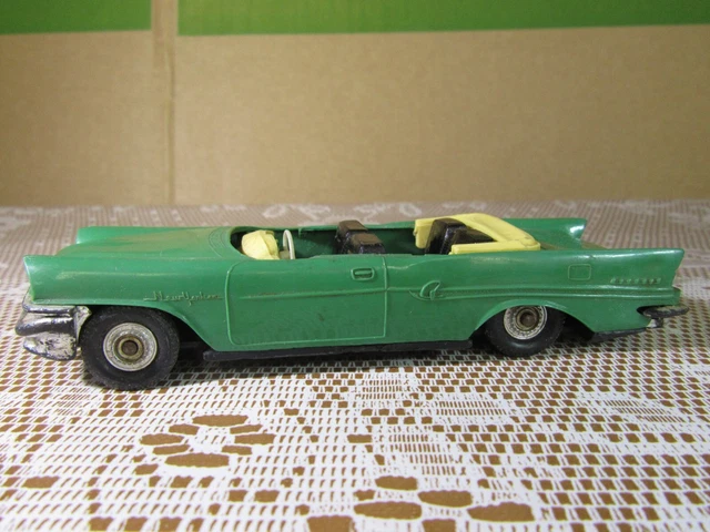 NOREV - Chrysler New Yorker Avec Dinghy Rocca - Vert Sapin - Miniature En Boîte