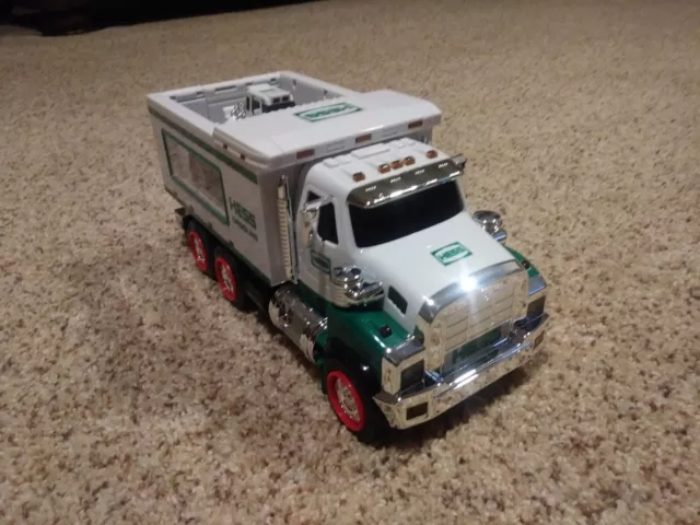 Hess Toy Truck And Front Loader 2008 No Reserve 3