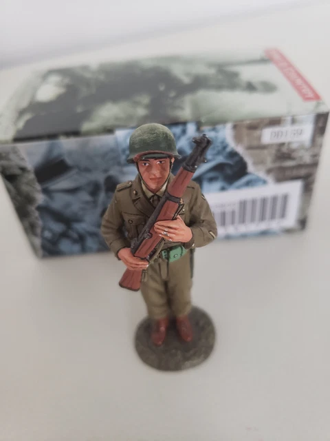 King&Country  DD0159, 1/32,US Soldier port arm , No Thomas Gun, Showcase