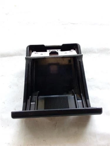 PORTA CENERE Suzuki Grand Vitara 98/2005