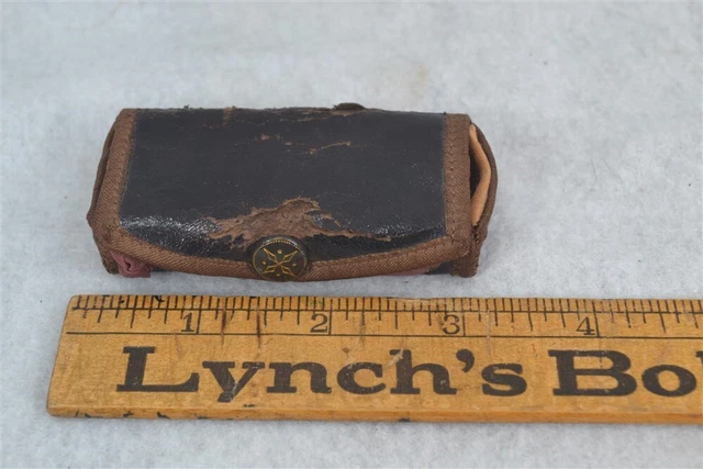 Sewing box Shaker Community 19th handmade leather/silk/spools rare antique