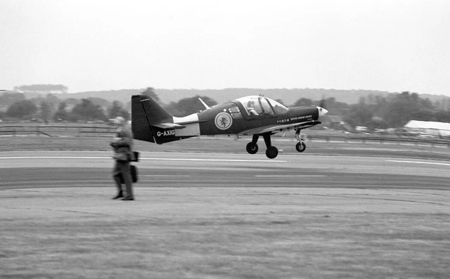 Bulldog Srs.101, G-AXIG at Farnborough, 4 Sep 1972 - B&W Neg_6190