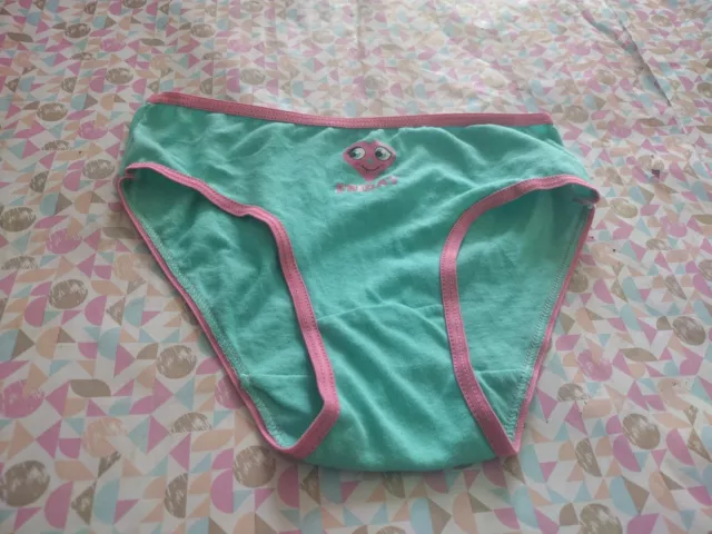 Girl's Under Wear FRIDAY Size 6 NWOT!