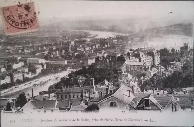 Cpa Lyon. Jonction du Rhône et de la Saône, prise de Notre Dame de Fourvière