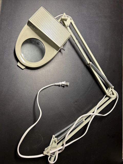 Vintage Swing Arm Magnifying Desk Clamp Work Bench Light Lamp Metal White Electr