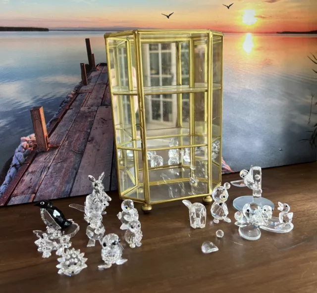 Swarovski Figuren , Mini Vitrine und andere Figuren Konvolut