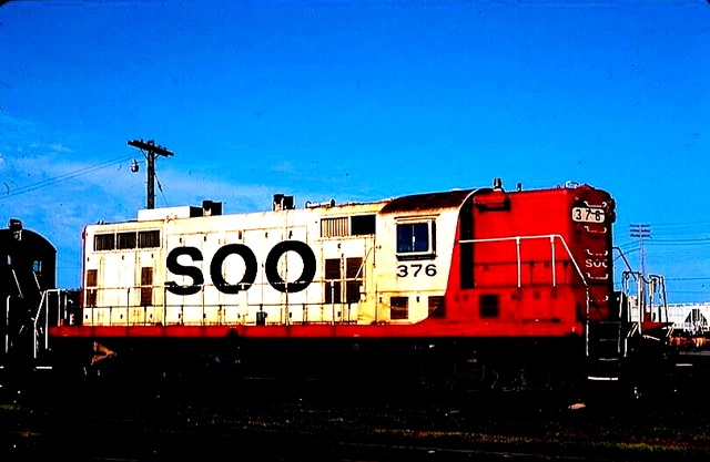 Original Kodachrome Slide Soo Lines Gp-7 #376 Minneapolis, Mn July 21, 1985