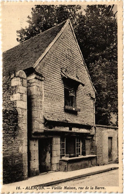 CPA ALENCON - Vieilles Maisons rue de la Barre (435017)