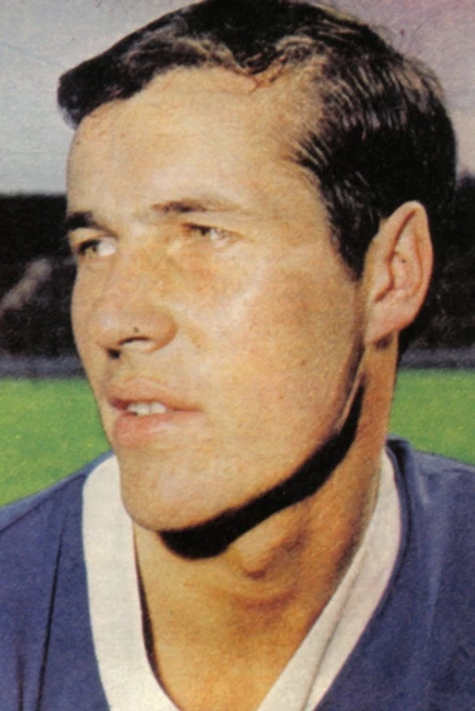 FOOTBALL PHOTO>GEORGE MCLEAN Rangers 1960s £2.50 - PicClick UK