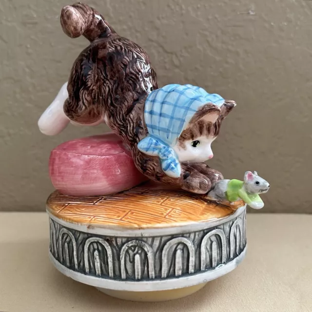 Schmid Beatrix Potter Music Box Miss Moppet Cat & Mouse Plays The Entertainer