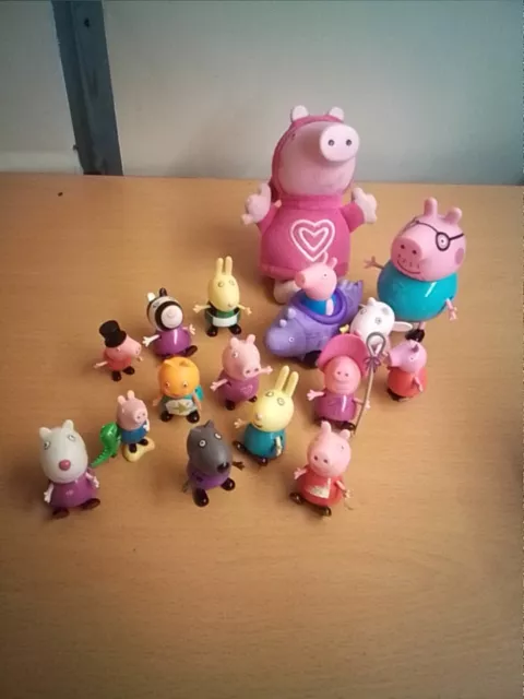 peppa pig figures bundle + Light up Talking Toy  ❤️CHARITY