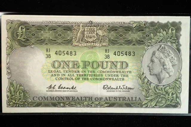1961 Commonwealth of Australia 1 Pound Note - Coombs / Wilson in Excellent Cond.
