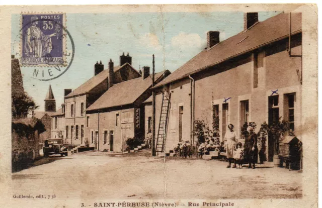 CPA de Saint-Péreuse (58 Nièvre), Rue Principale, animée, années 1920