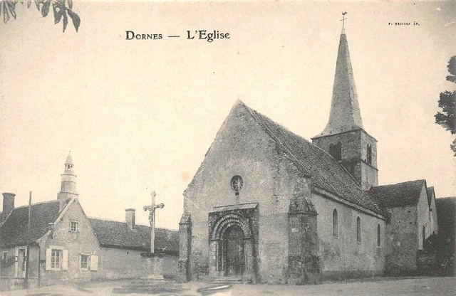 DORNES - l'église