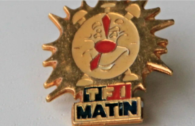 Pin's TF1 Hélicoptère Ushuaïa – Nicolas Hulot, Signé Tablo, édition Limitée 4/21