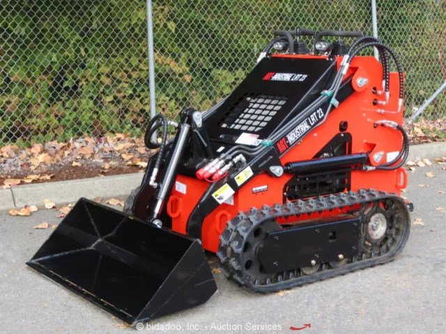 2023 AGT LRT23 Ride-On Skid Steer Track Loader Crawler Aux Hyd bidadoo -New