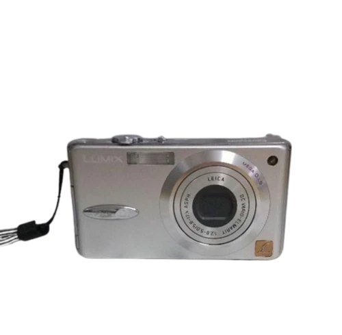 Panasonic LUMIX DMC-FX2 シルバー Panasonic LUMIX DMC-FX2 シルバー デジカメ（Amazon